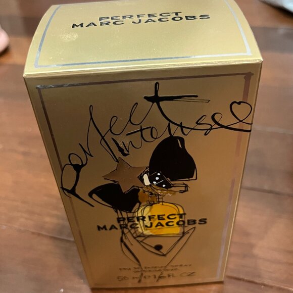 Marc Jacobs Perfect Intense Eau De Parfum Spray 1.6 oz - Picture 3 of 6